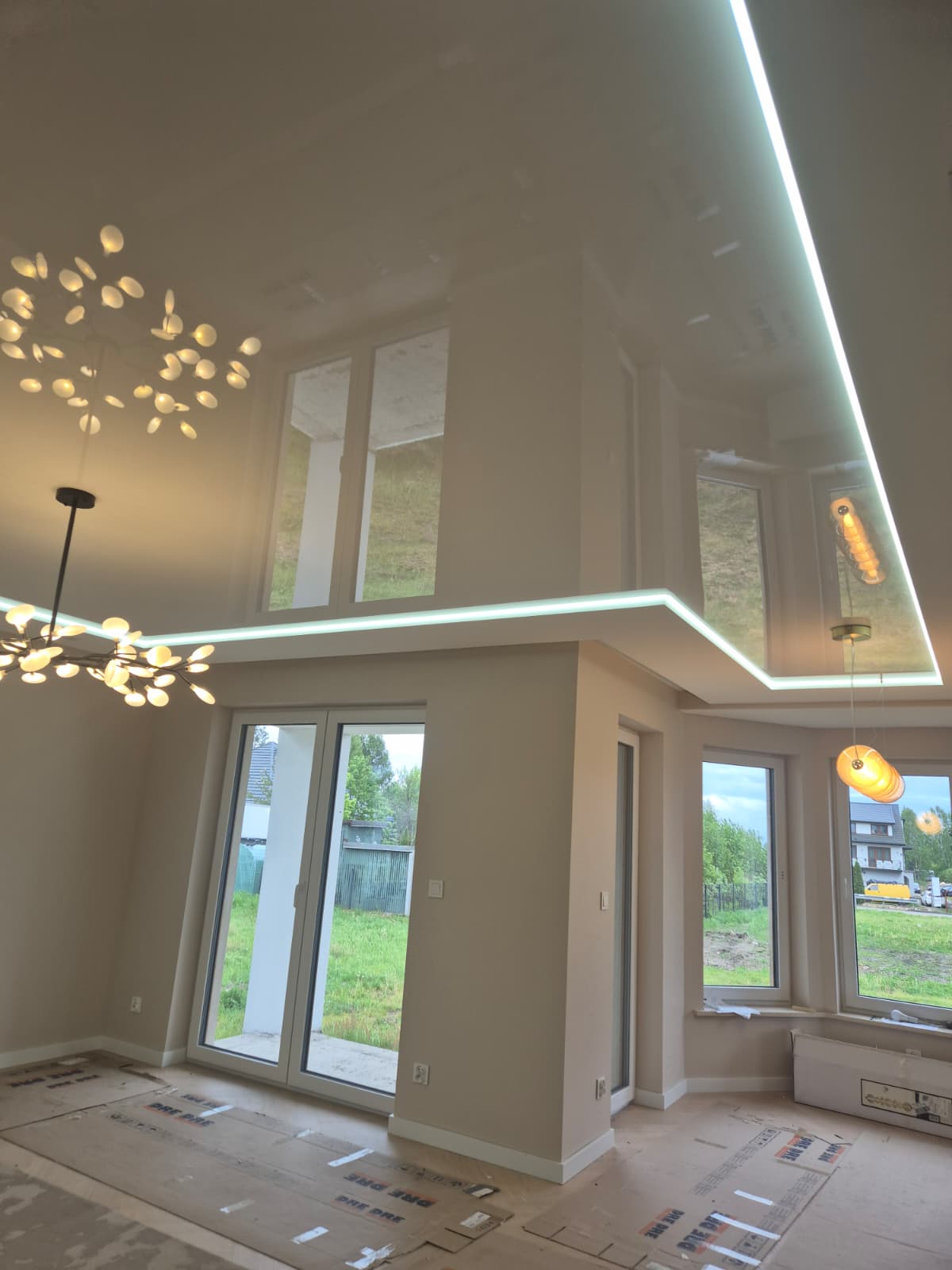 Sufit napinany — realizacja nr 14 firmy Nowoczesne Sufity Napinane, Radom i okolice