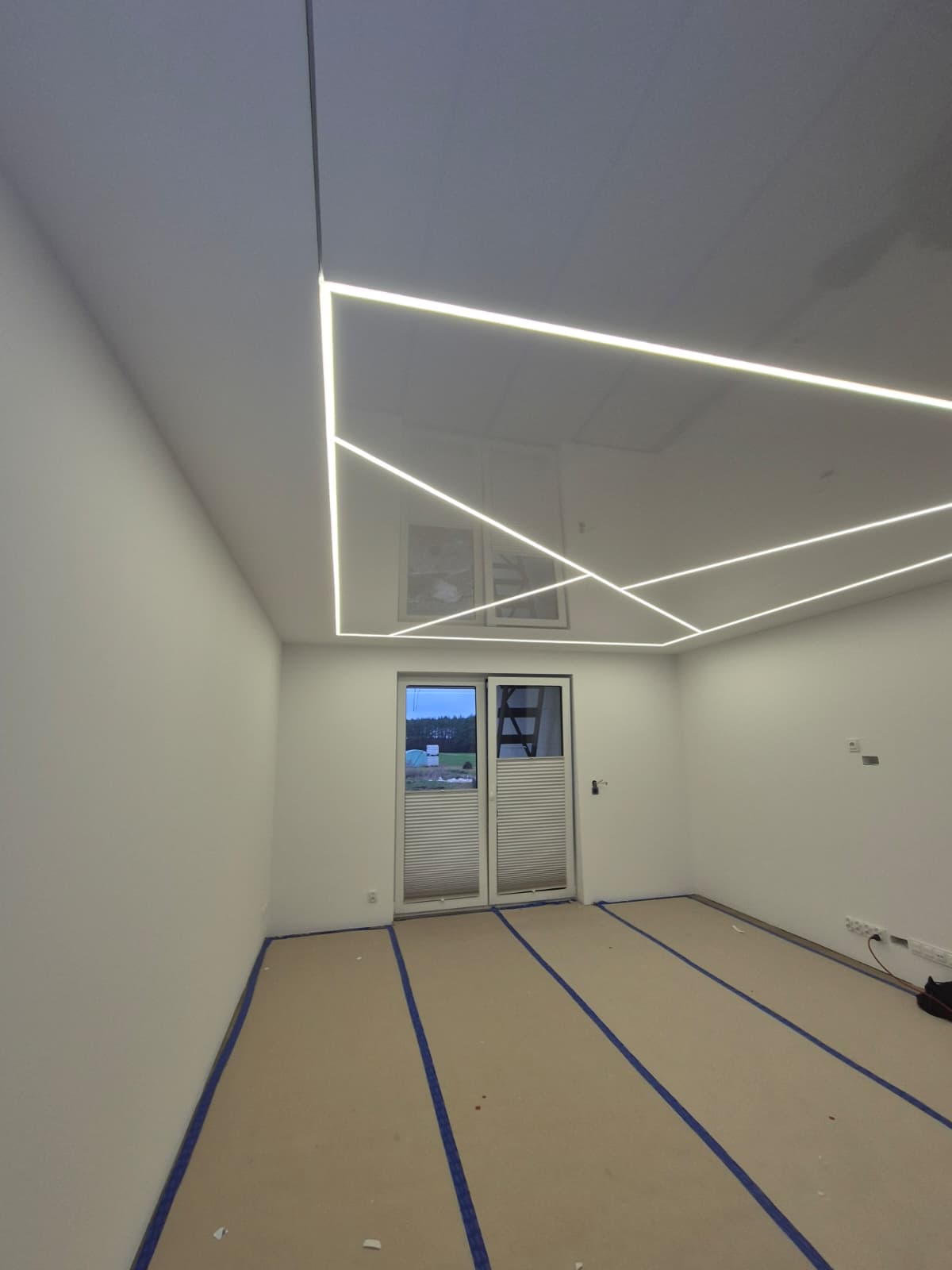 Sufit napinany — realizacja nr 64 firmy Nowoczesne Sufity Napinane, Radom i okolice