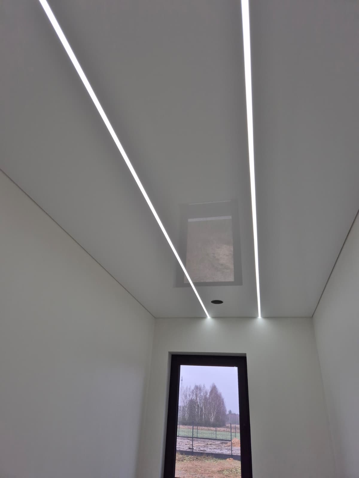 Sufit napinany — realizacja nr 79 firmy Nowoczesne Sufity Napinane, Radom i okolice