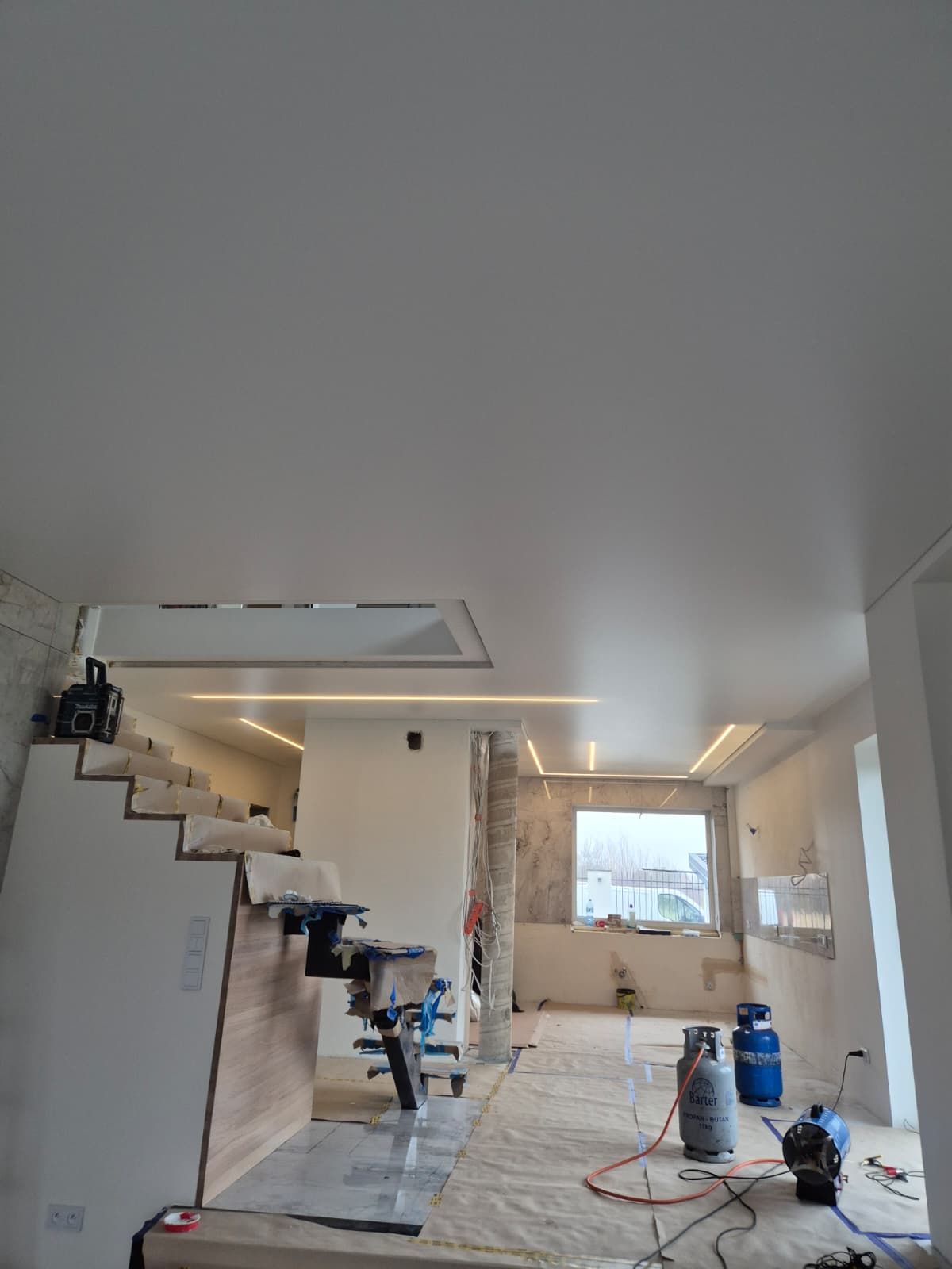 Sufit napinany — realizacja nr 90 firmy Nowoczesne Sufity Napinane, Radom i okolice
