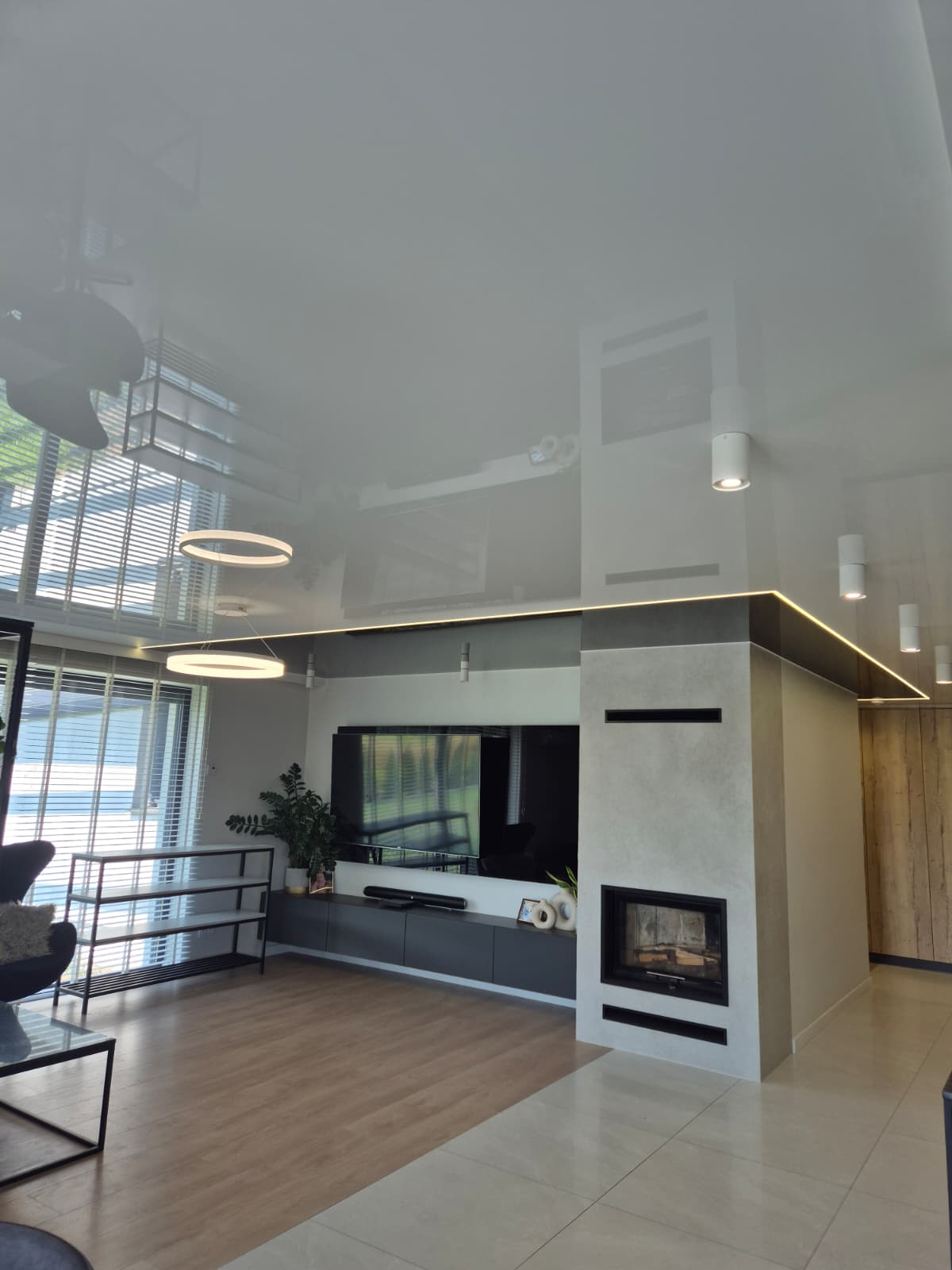 Sufit napinany — realizacja nr 97 firmy Nowoczesne Sufity Napinane, Radom i okolice